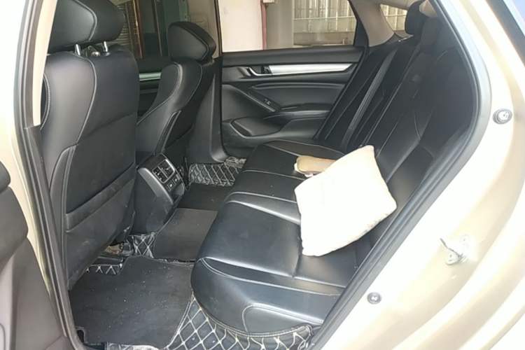 Used Honda Inspire 2019 260TURBO Elite Edition China V Standard Left Rear Seat