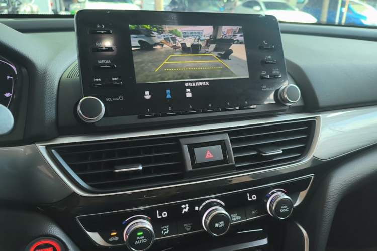 Used Honda Inspire 2019 260TURBO Elegant Edition China VI Emission Standard Audio And AC Panel
