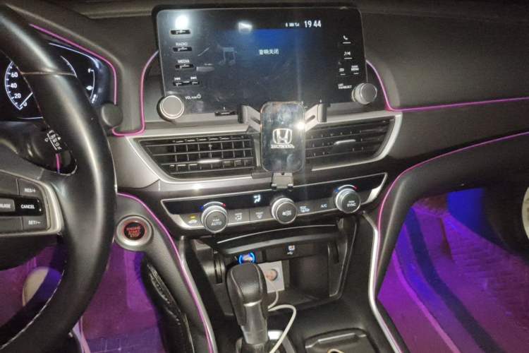 Used Honda Inspire 2019 260TURBO Elegant Edition China VI Emission Standard Audio And AC Panel