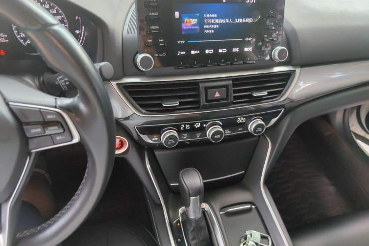 Used Honda Inspire 2019 260TURBO Elegant Edition China VI Emission Standard Audio And AC Panel