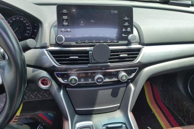 Used Honda Inspire 2019 Rui·Hybrid 2.0L Jing Shang Edition China VI Audio And AC Panel