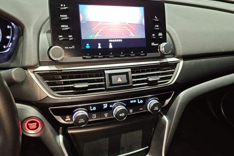 Used Honda Inspire 2019 260TURBO Elegant Edition China VI Emission Standard Audio And AC Panel