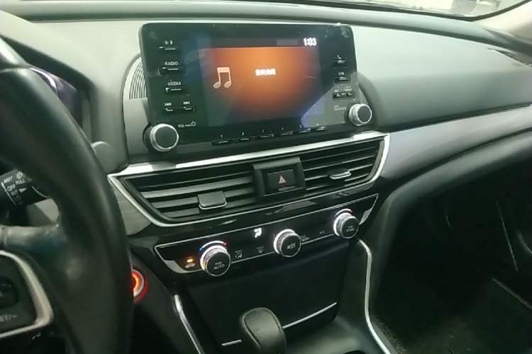 Used Honda Inspire 2019 260TURBO Elegant Edition China VI Emission Standard Audio And AC Panel