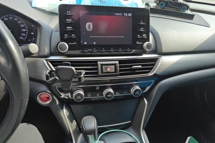 Used Honda Inspire 2019 260TURBO Elegant Edition China VI Emission Standard Audio And AC Panel