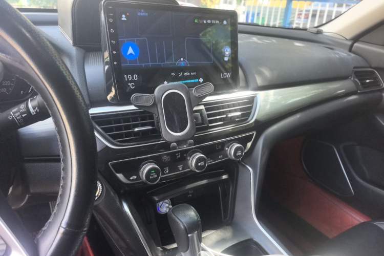 Used Honda Inspire 2019 260TURBO Elegant Edition China VI Emission Standard Audio And AC Panel