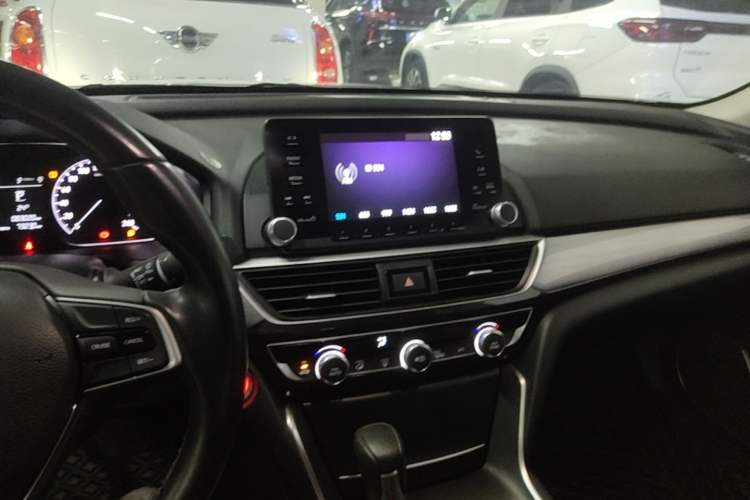 Used Honda Inspire 2019 260TURBO Elegant Edition China VI Emission Standard Audio And AC Panel