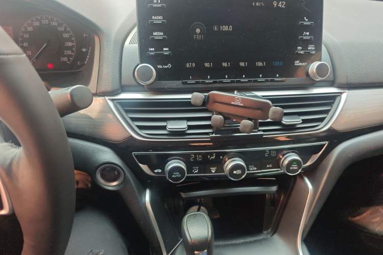 Used Honda Inspire 2019 260TURBO Elegant Edition China V Emission Standard Audio And AC Panel