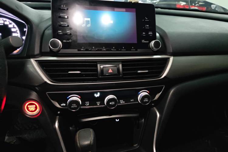 Used Honda Inspire 2019 260TURBO Elegant Edition China VI Emission Standard Audio And AC Panel