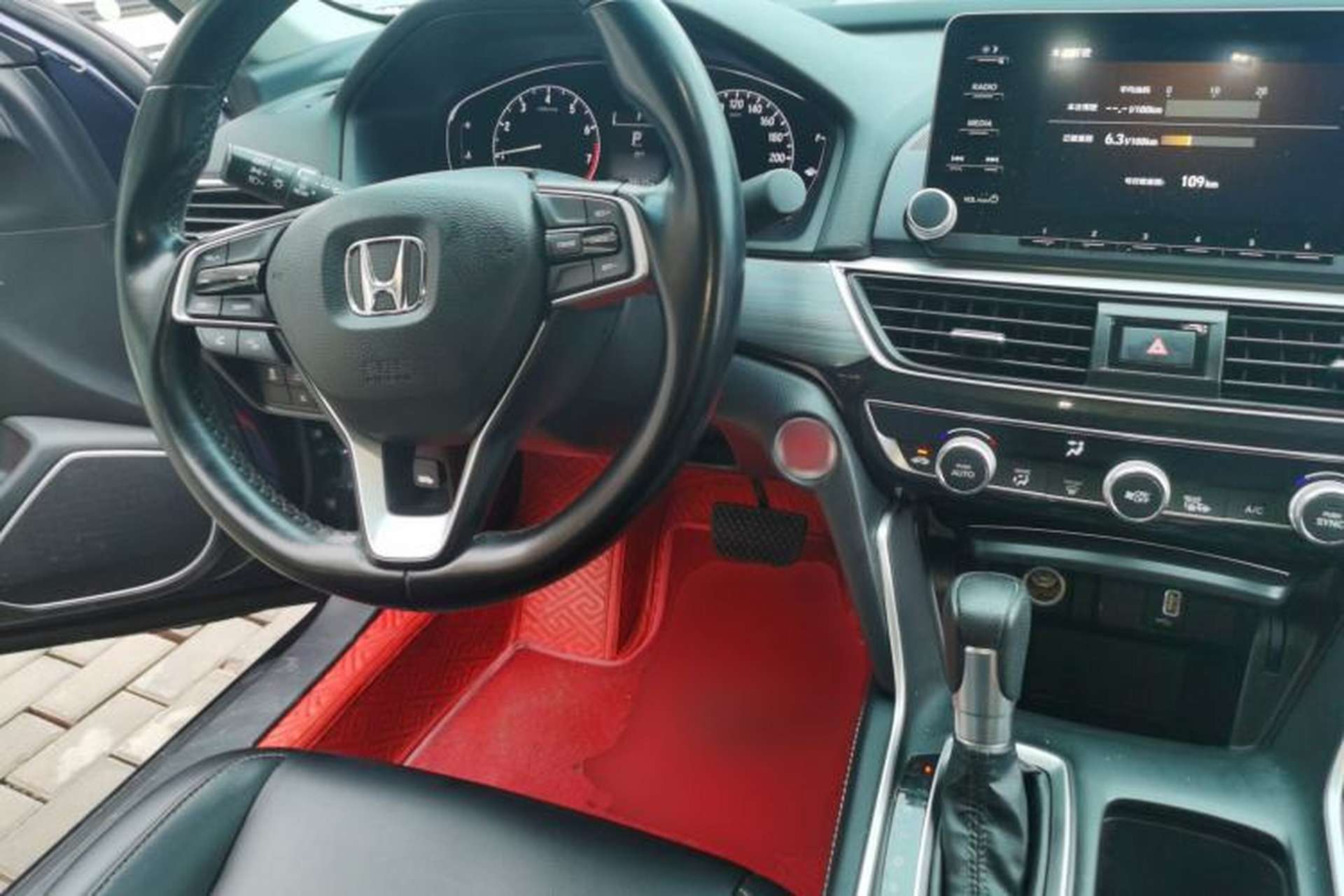 Used Honda Inspire 2019 260TURBO Elegant Edition China VI Emission Standard Center Console