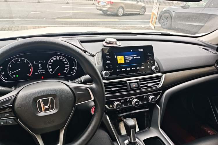 Used Honda Inspire 2019 260TURBO Elegant Edition China VI Emission Standard Center Console