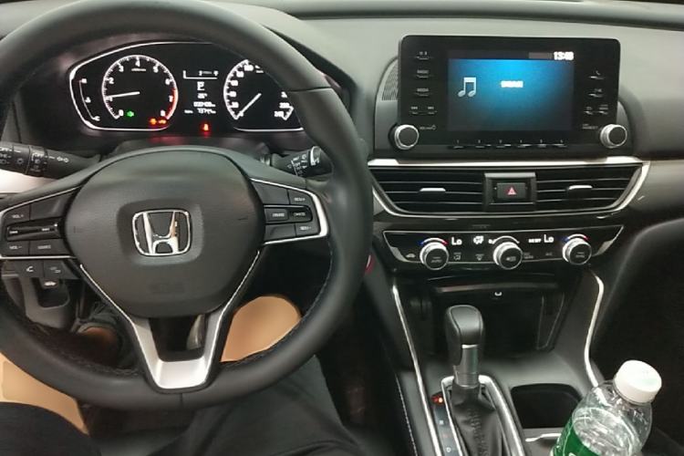 Used Honda Inspire 2019 260TURBO Elegant Edition China VI Emission Standard Center Console