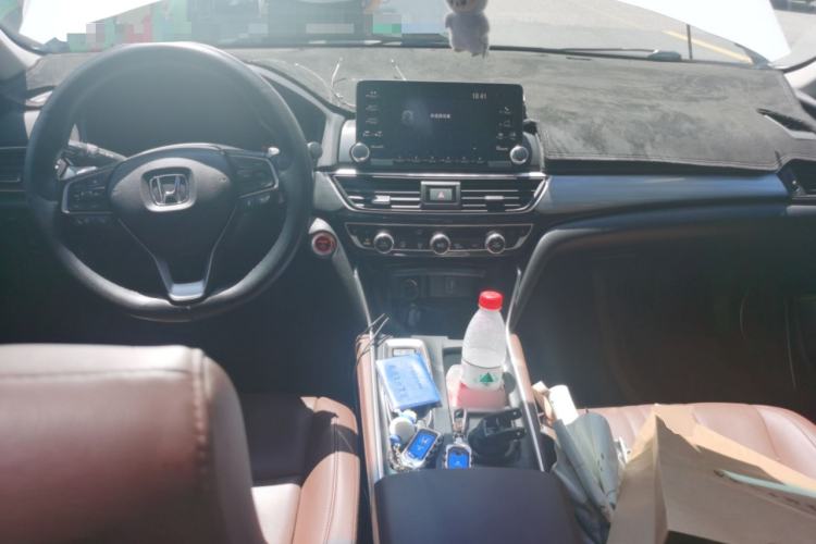 Used Honda Inspire 2019 Rui·Hybrid 2.0L Jing Shang Edition China VI Center Console