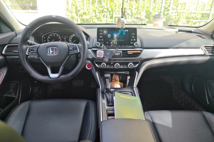 Used Honda Inspire 2019 260TURBO Elegant Edition China VI Emission Standard Center Console
