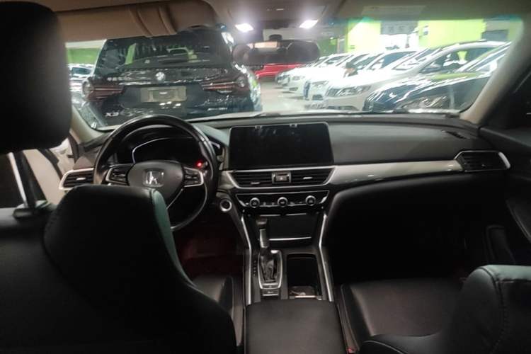 Used Honda Inspire 2019 260TURBO Elegant Edition China VI Emission Standard Center Console