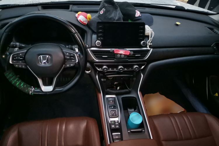 Used Honda Inspire 2019 Rui·Hybrid 2.0L Jingyue Edition China VI Emission Standard Center Console