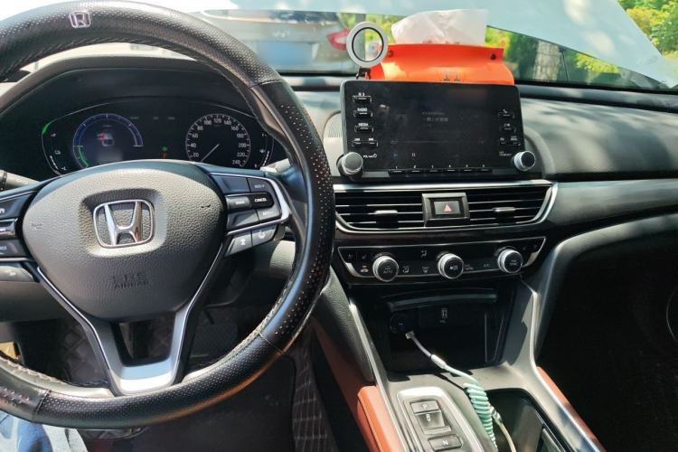 Used Honda Inspire 2019 Rui·Hybrid 2.0L Jing Shang Edition China VI Center Console