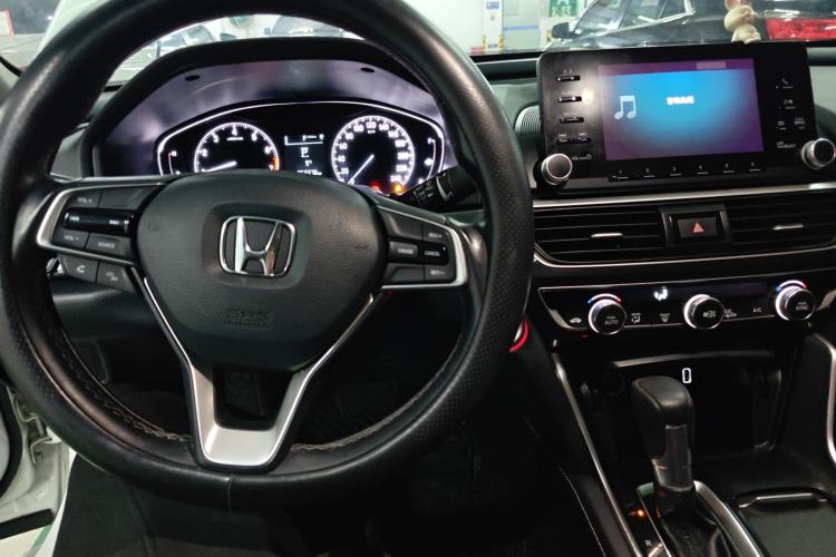 Used Honda Inspire 2019 260TURBO Elegant Edition China VI Emission Standard Center Console