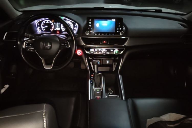 Used Honda Inspire 2019 260TURBO Elegant Edition China VI Emission Standard Center Console