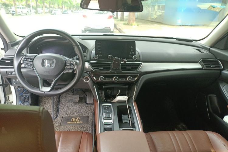 Used Honda Inspire 2019 Rui Hybrid 2.0L Jing Shang Edition China V Emission Standard Center Console