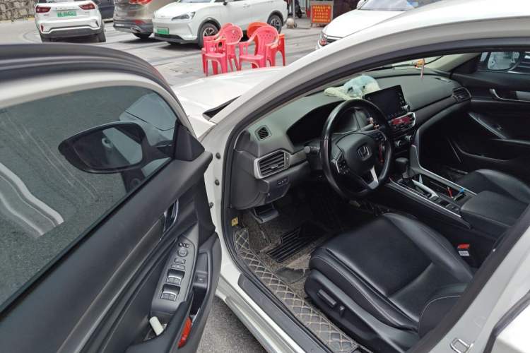 Used Honda Inspire 2019 260TURBO Elegant Edition China VI Emission Standard Driver Seat