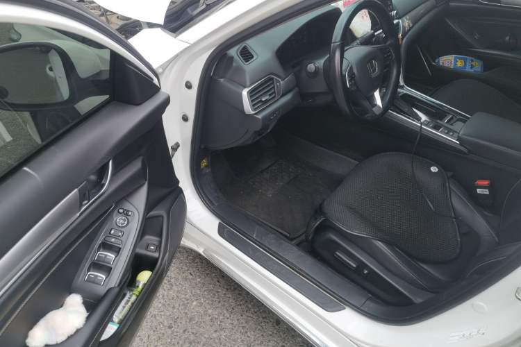 Used Honda Inspire 2019 260TURBO Elegant Edition China VI Emission Standard Driver Seat