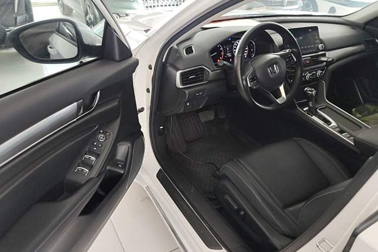 Used Honda Inspire 2019 260TURBO Elegant Edition China VI Emission Standard Driver Seat