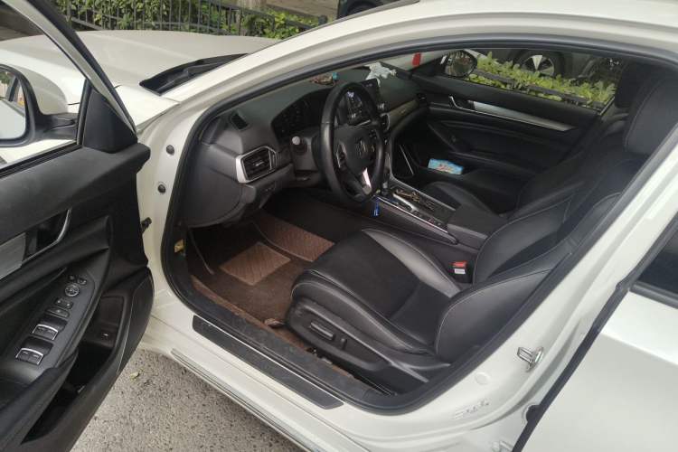 Used Honda Inspire 2019 260TURBO Elegant Edition China VI Emission Standard Driver Seat