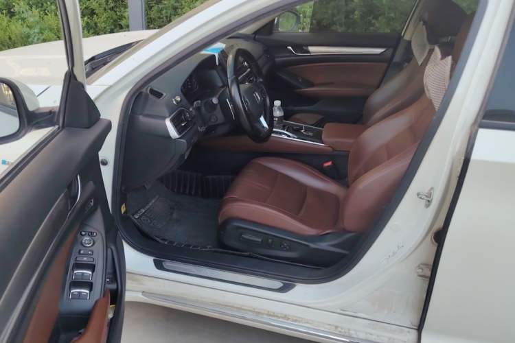 Used Honda Inspire 2019 Rui Hybrid 2.0L Jing Shang Edition China V Emission Standard Driver Seat