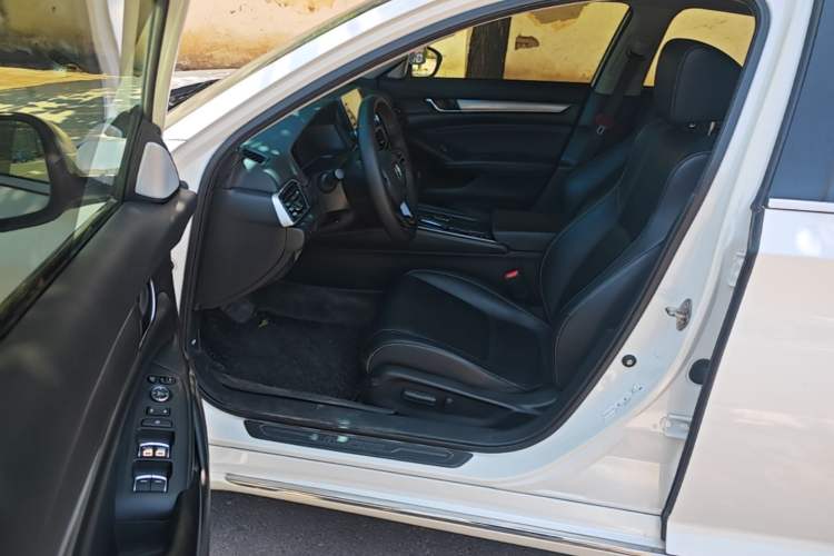 Used Honda Inspire 2019 260TURBO Elegant Edition China VI Emission Standard Driver Seat