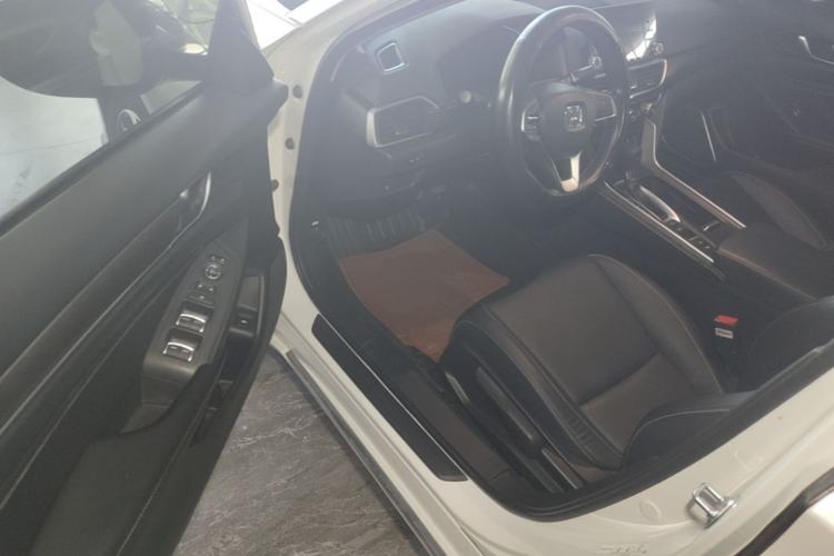 Used Honda Inspire 2019 260TURBO Elegant Edition China VI Emission Standard Driver Seat