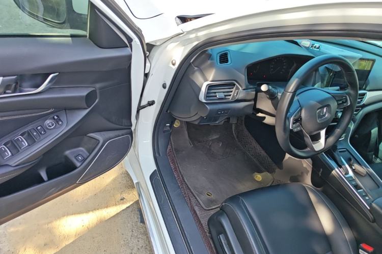 Used Honda Inspire 2019 260TURBO Elegant Edition China VI Emission Standard Driver Seat