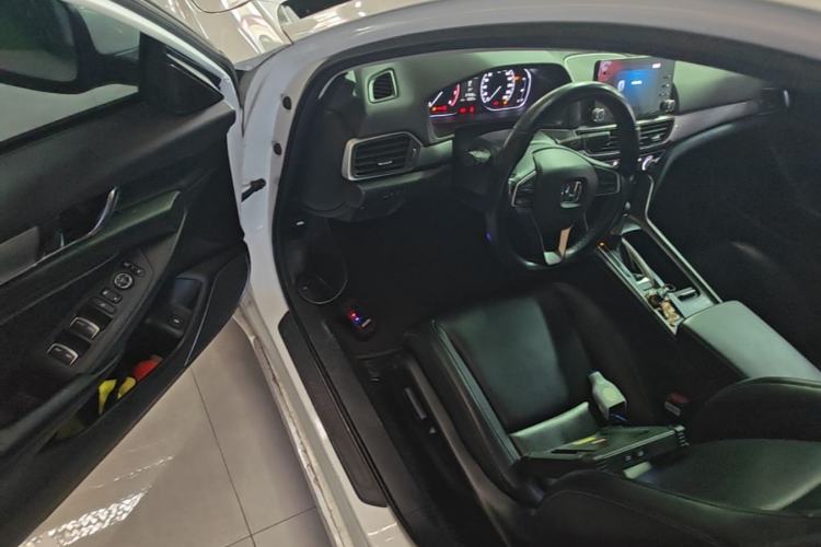 Used Honda Inspire 2019 260TURBO Elegant Edition China VI Emission Standard Driver Seat