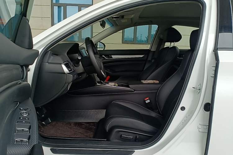 Used Honda Inspire 2019 260TURBO Elegant Edition China VI Emission Standard Driver Seat