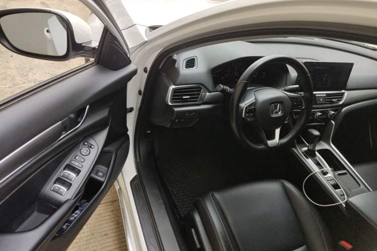 Used Honda Inspire 2019 260TURBO Elegant Edition China V Emission Standard Driver Seat