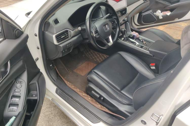 Used Honda Inspire 2019 260TURBO Elegant Edition China VI Emission Standard Driver Seat