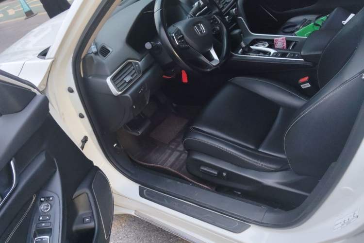 Used Honda Inspire 2019 260TURBO Elegant Edition China VI Emission Standard Driver Seat