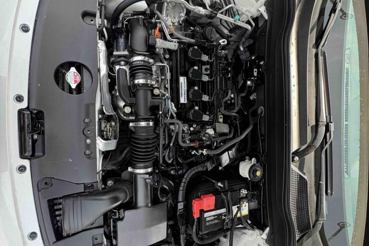 Used Honda Inspire 2019 260TURBO Elegant Edition China VI Emission Standard Engine Bay