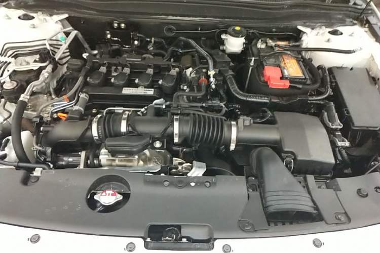 Used Honda Inspire 2019 260TURBO Elegant Edition China VI Emission Standard Engine Bay