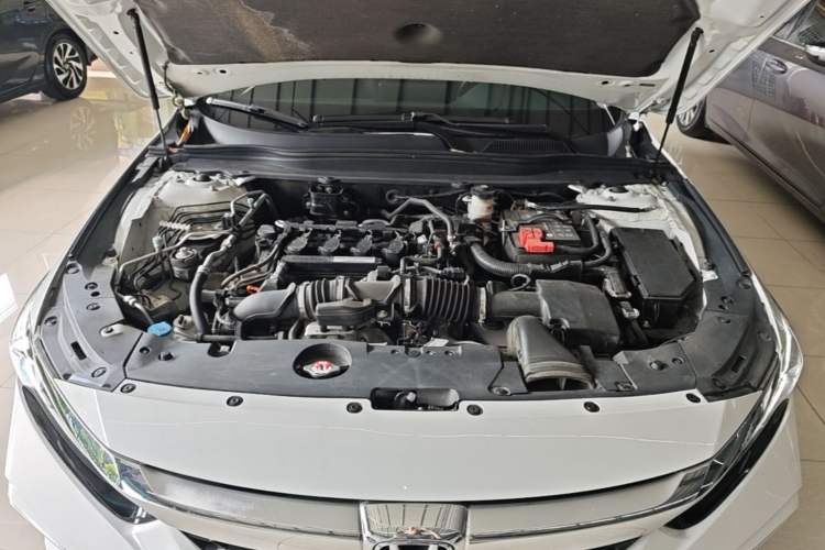 Used Honda Inspire 2019 260TURBO Elegant Edition China VI Emission Standard Engine Bay