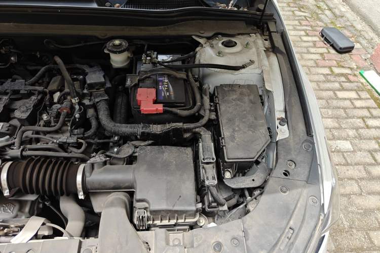 Used Honda Inspire 2019 260TURBO Elegant Edition China VI Emission Standard Engine Bay Left