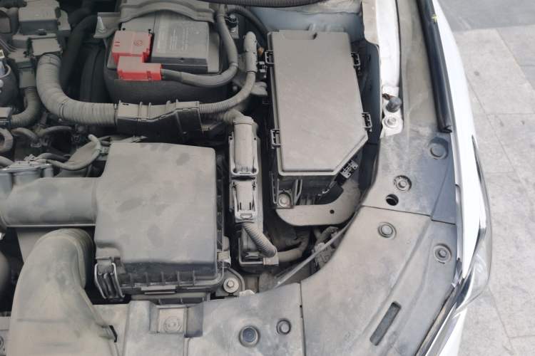 Used Honda Inspire 2019 260TURBO Elegant Edition China VI Emission Standard Engine Bay Left