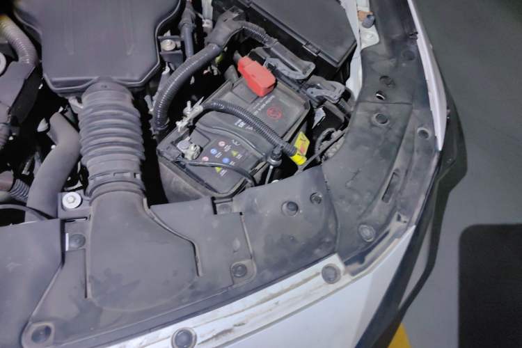 Used Honda Inspire 2019 Rui·Hybrid 2.0L Jingyue Edition China VI Emission Standard Engine Bay Left