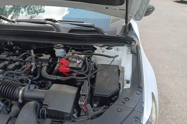 Used Honda Inspire 2019 260TURBO Elegant Edition China VI Emission Standard Engine Bay Left
