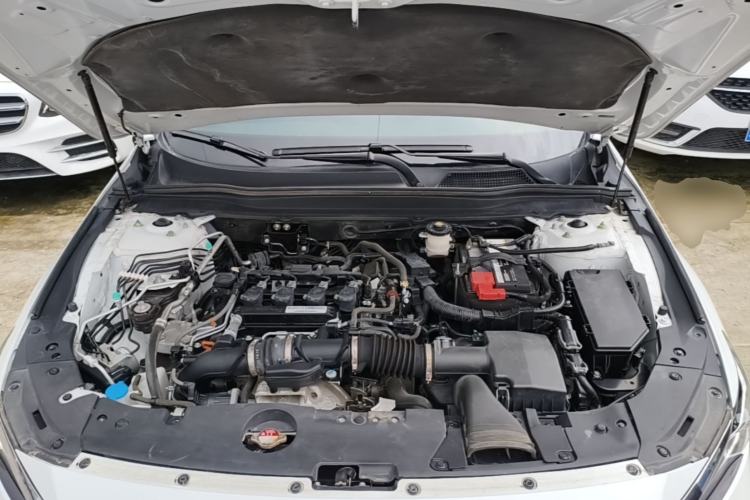 Used Honda Inspire 2019 260TURBO Elegant Edition China VI Emission Standard Engine Bay