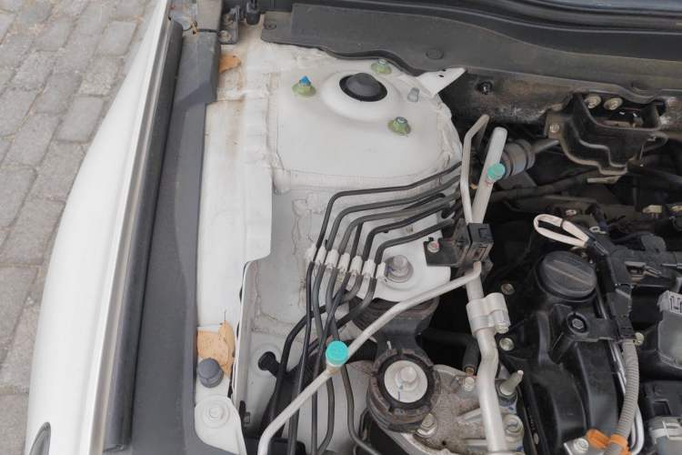Used Honda Inspire 2019 260TURBO Elegant Edition China VI Emission Standard Engine Bay Right