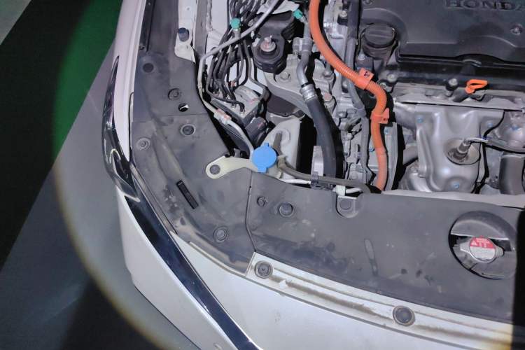 Used Honda Inspire 2019 Rui·Hybrid 2.0L Jingyue Edition China VI Emission Standard Engine Bay Right