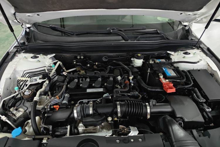 Used Honda Inspire 2019 260TURBO Elegant Edition China VI Emission Standard Engine Bay