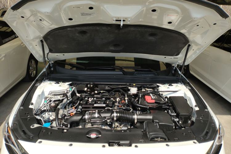 Used Honda Inspire 2019 260TURBO Elegant Edition China VI Emission Standard Engine Bay