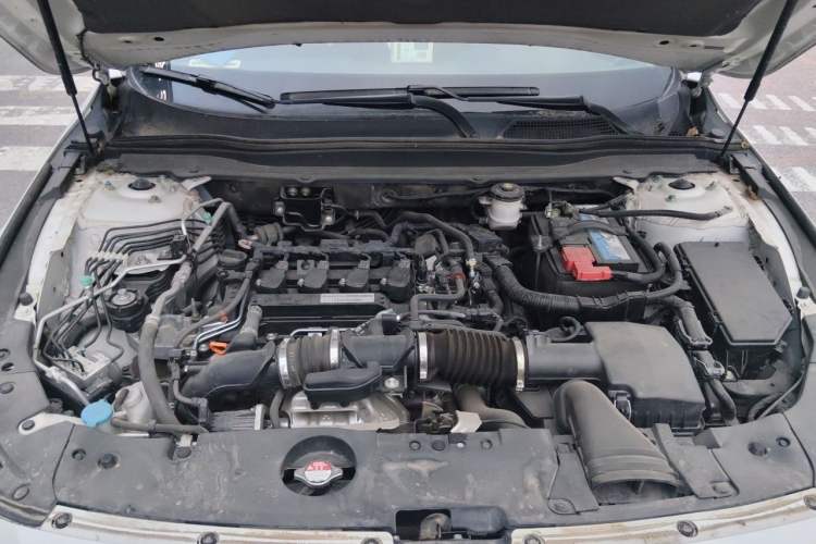Used Honda Inspire 2019 260TURBO Elegant Edition China VI Emission Standard Engine Bay