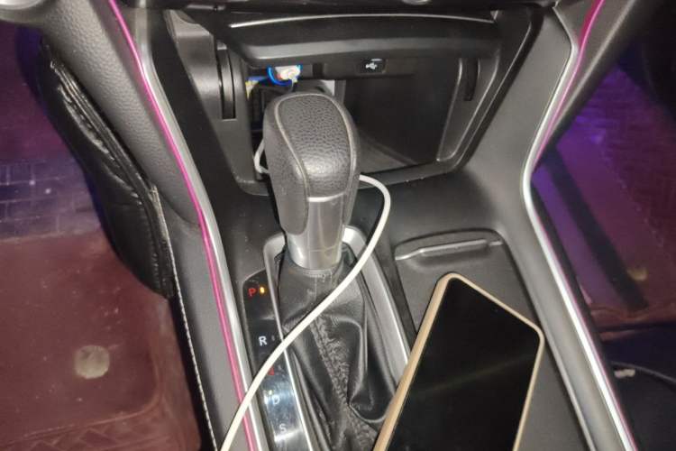 Used Honda Inspire 2019 260TURBO Elegant Edition China VI Emission Standard Gear Lever
